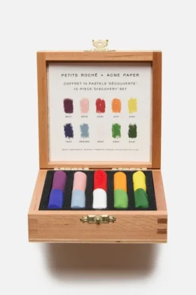Acne Paper pastel crayons