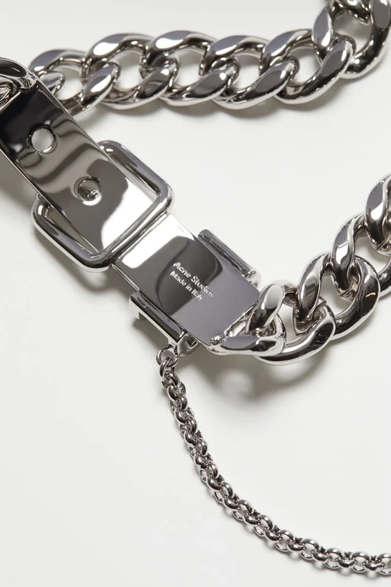 Buckle chain necklace