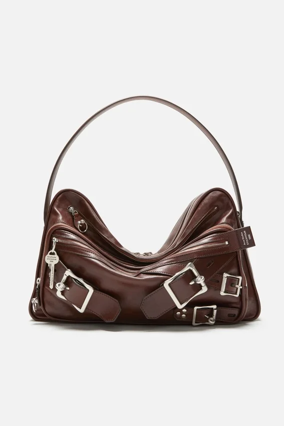 Camero Camera bag with buckles