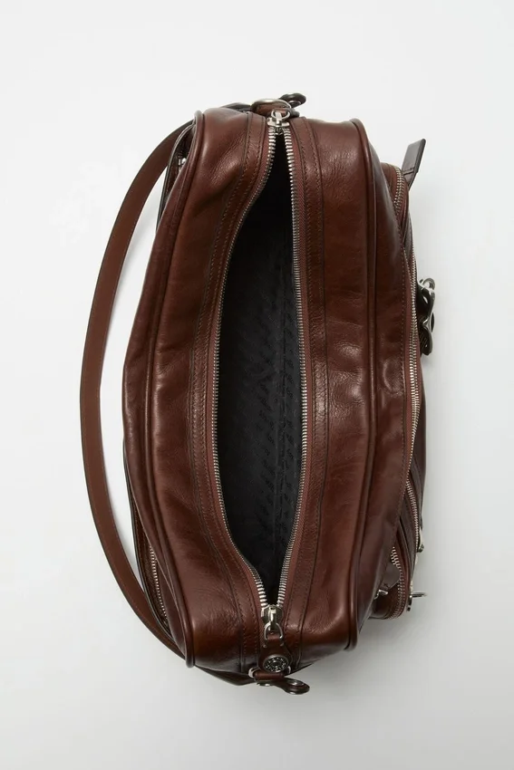Camero Camera bag with buckles