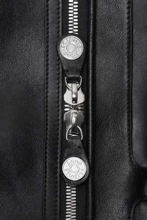 Camero Hotel shoulder bag