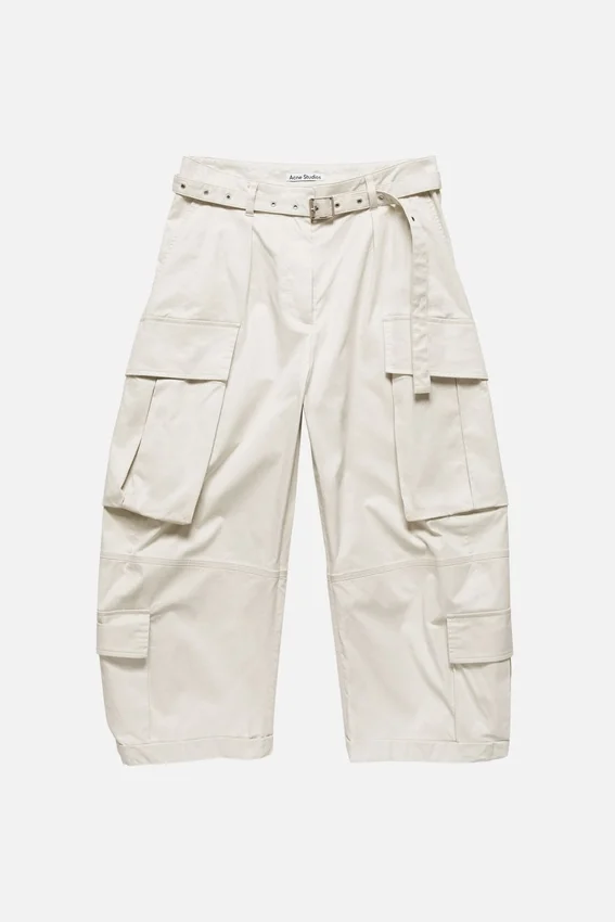 Cargo trousers with belt