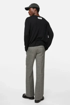 Cashmere sweater