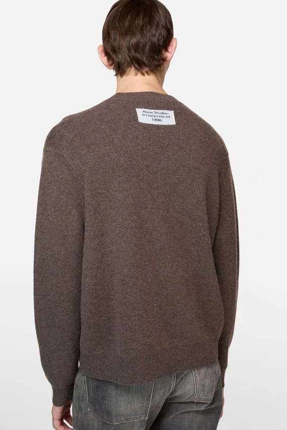 Cashmere sweater