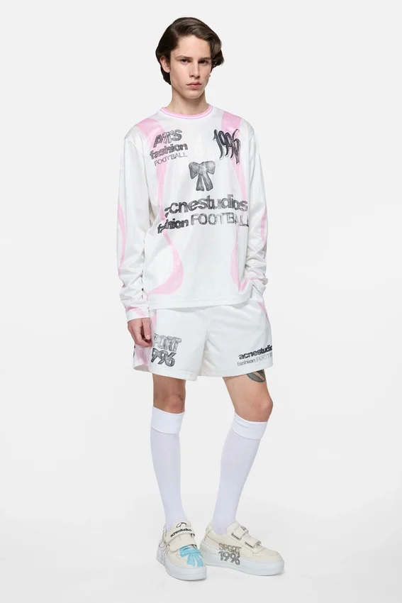 Casual graphic shorts
