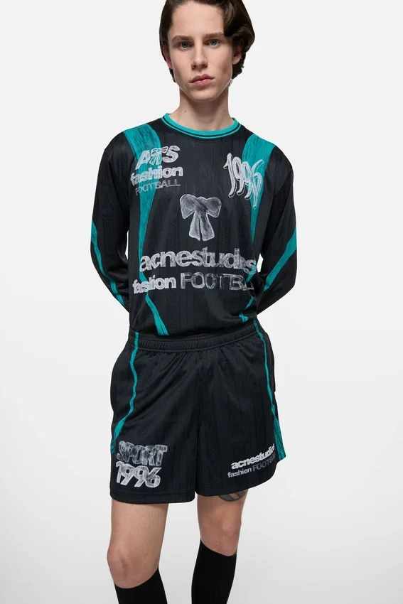 Casual graphic shorts