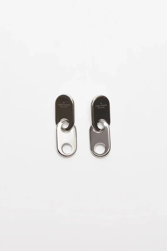 Chain lock earring
