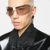 Chain lock earring