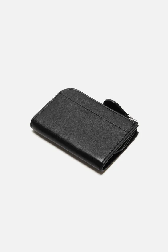 Compact zip wallet
