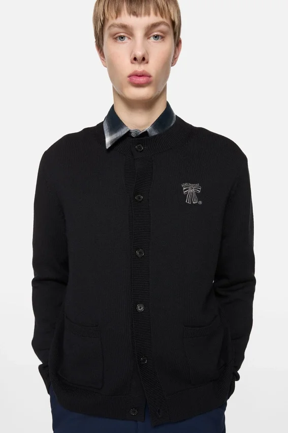 Crewneck bow logo cardigan