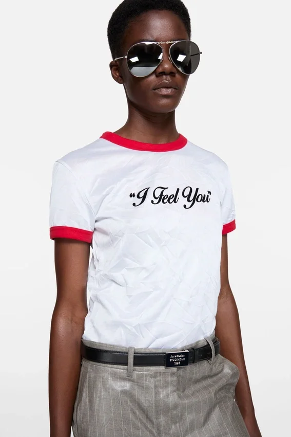 Crinkled logo t-shirt