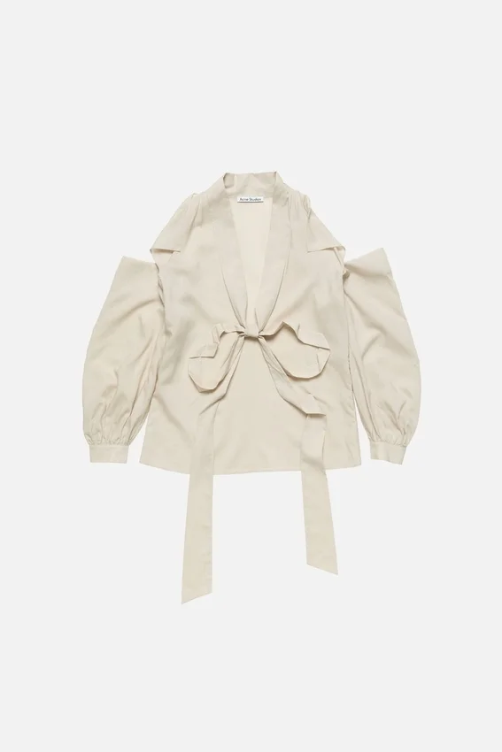 Cut-out blouse with bow
