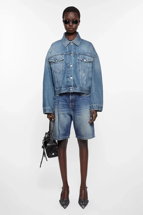 Denim jacket - Relaxed cropped fit