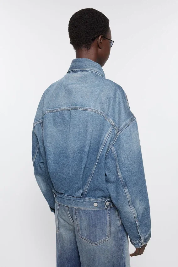 Denim jacket - Relaxed cropped fit