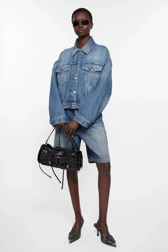 Denim jacket - Relaxed cropped fit