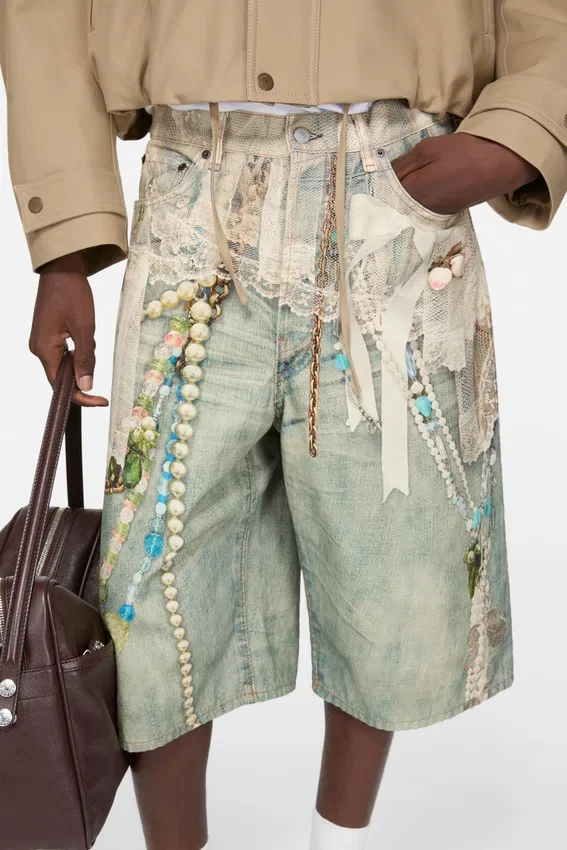 Denim shorts - loose fit