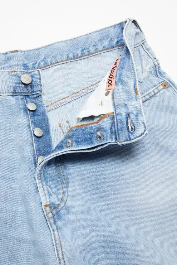 Denim shorts - Loose fit