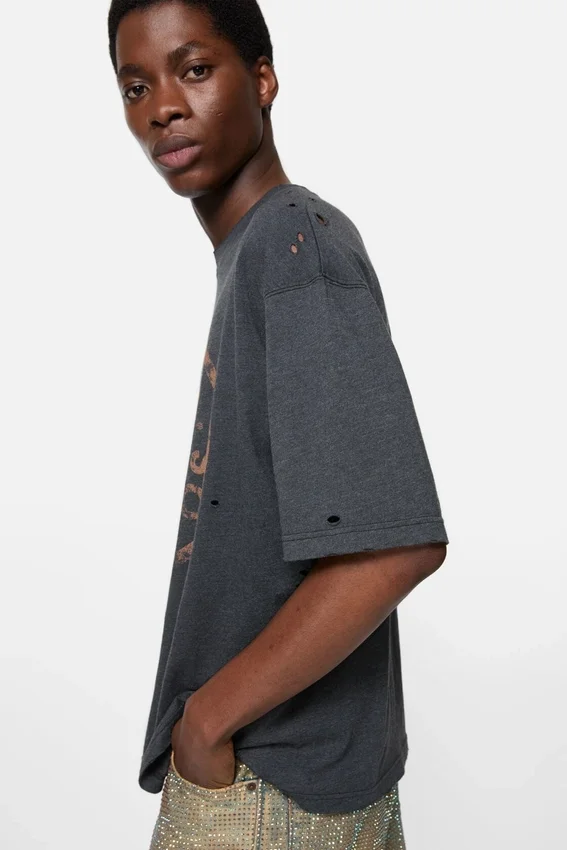 Distressed logo t-shirt