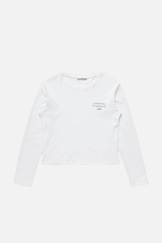 Distressed logo t-shirt