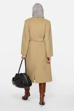 Double-breasted cashmere coat