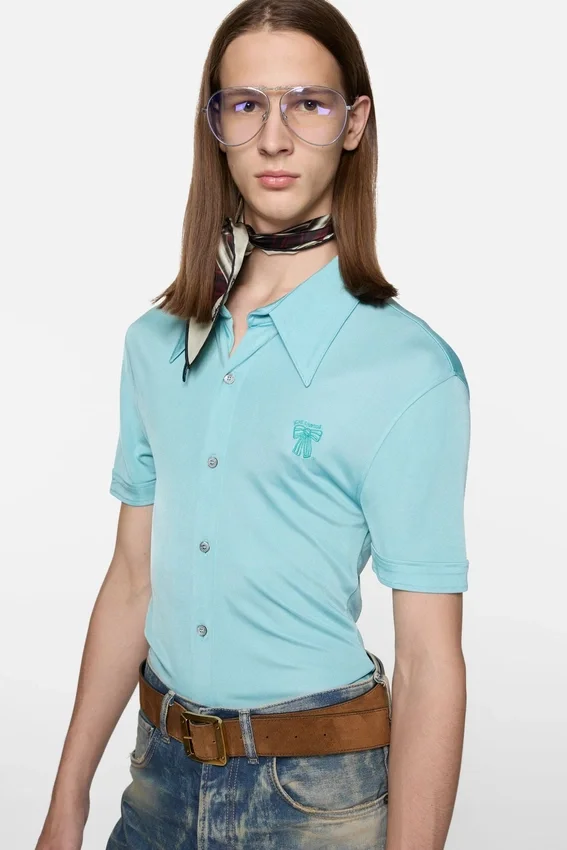 Embroidered bow logo button-up