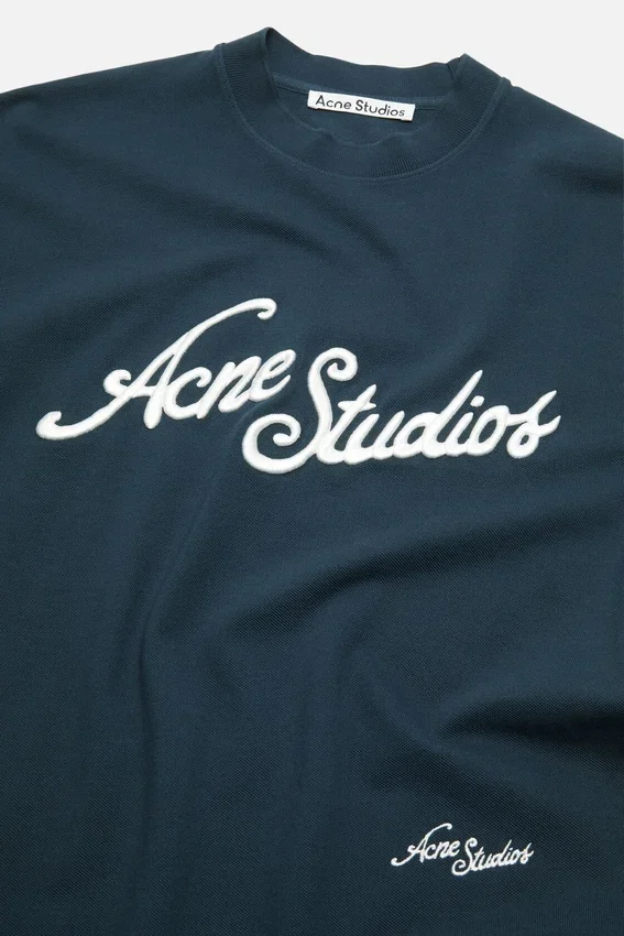 Embroidered logo t-shirt