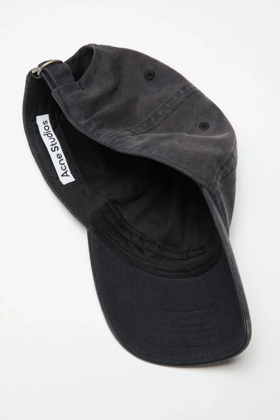 FACE STUD CAP