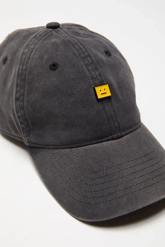 FACE STUD CAP