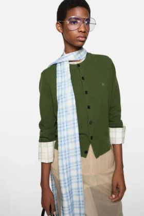 Fitted cardigan – yak wool