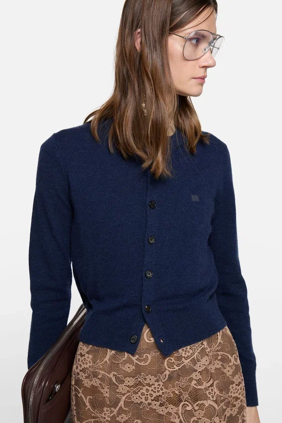 Fitted cardigan - yak wool