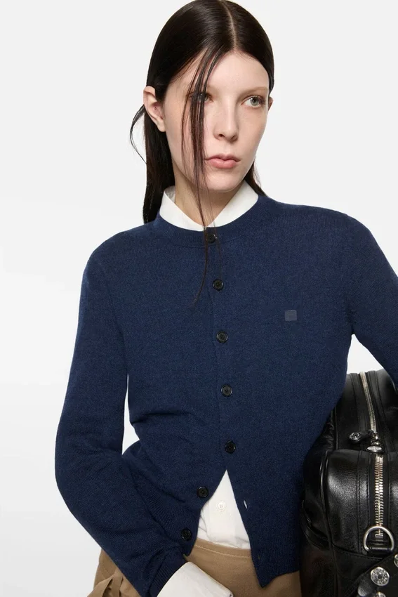 Fitted cardigan - yak wool
