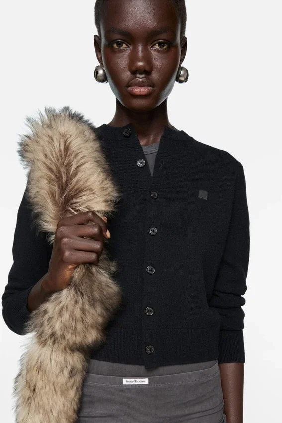 Fitted cardigan - yak wool