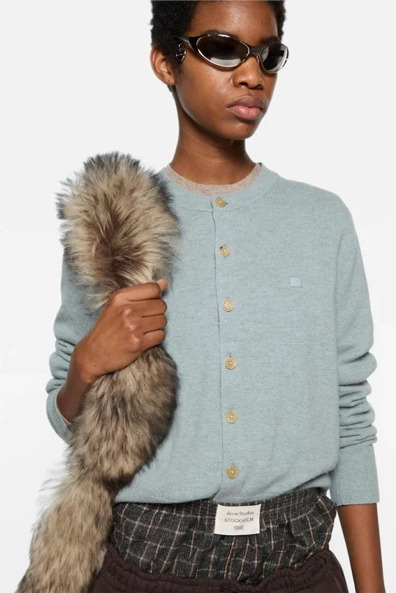 Fitted cardigan - yak wool