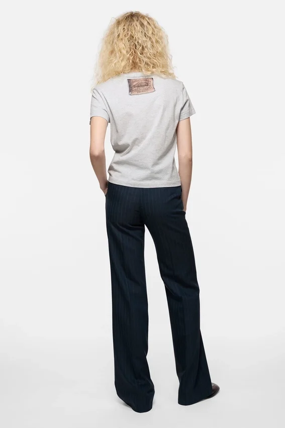 Fitted graphic t-shirt