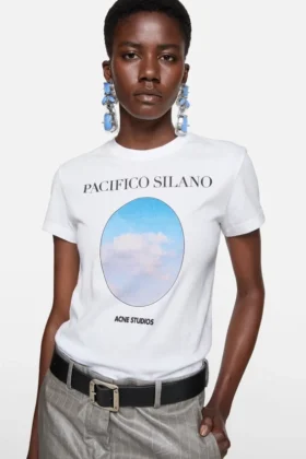 Fitted graphic t-shirt