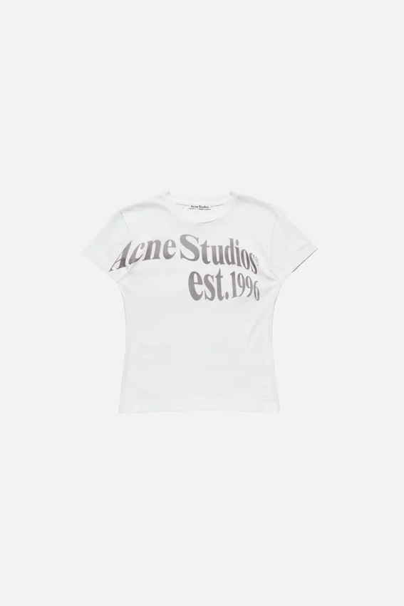 Fitted graphic t-shirt