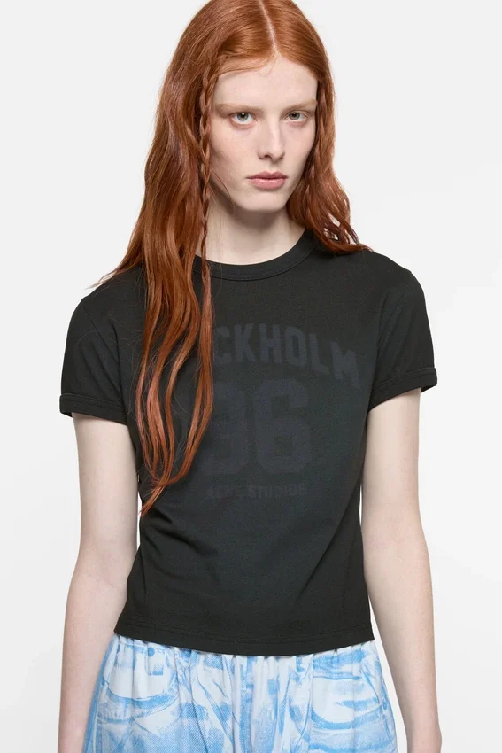 Fitted logo t-shirt