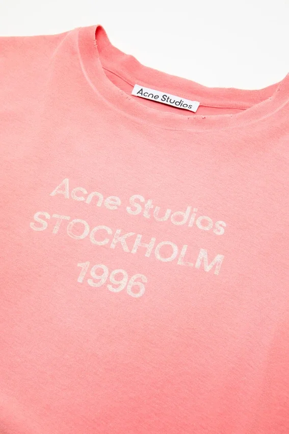Fitted logo t-shirt