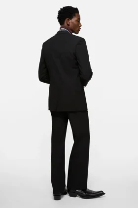 Fitted suit jacket