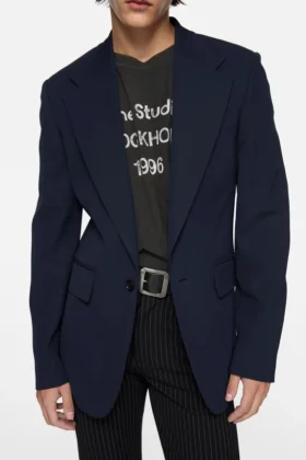 Fitted suit jacket