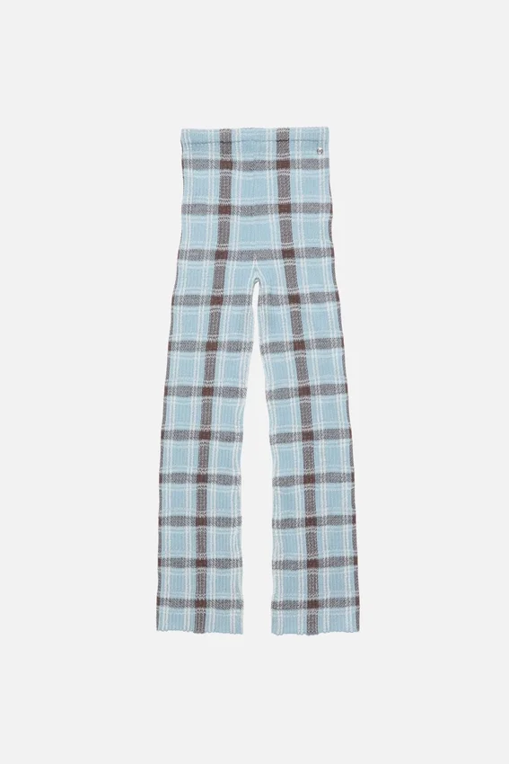 Fitted wool trousers