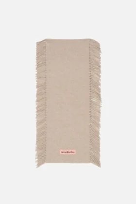 Fringe wool scarf