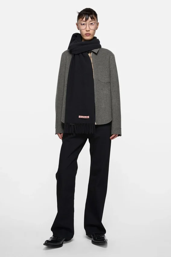Fringe wool scarf – Narrow
