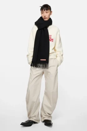 Fringe wool scarf – oversized