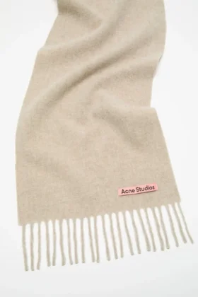 Fringe wool scarf – skinny