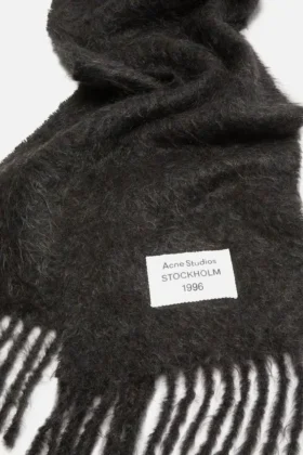 Fuzzy wool scarf