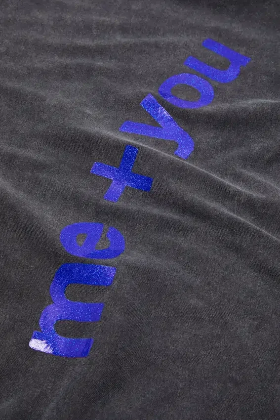 Glitter graphic t-shirt