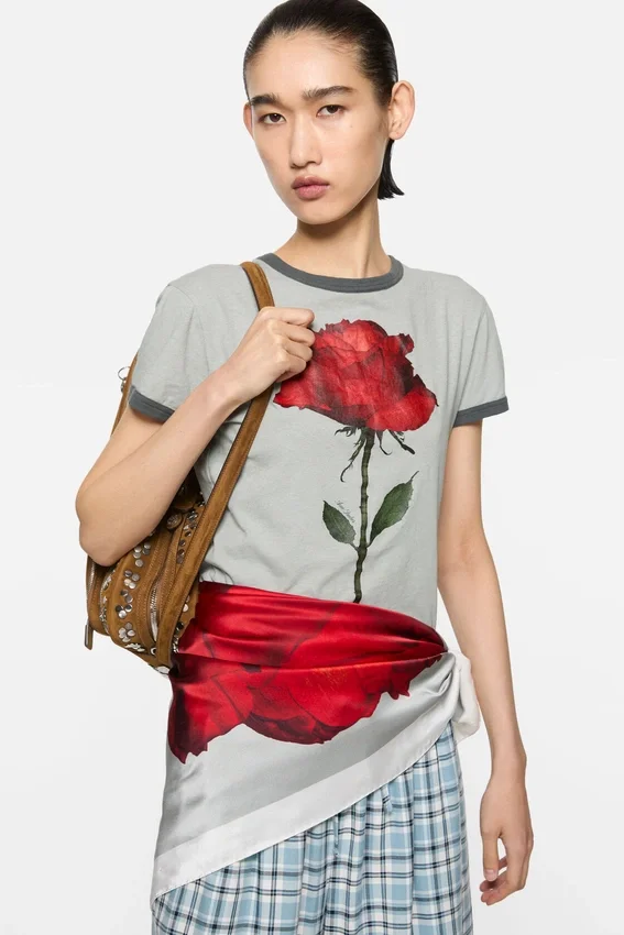 Graphic rose t-shirt