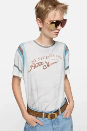 Graphic t-shirt