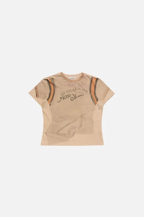 Graphic t-shirt